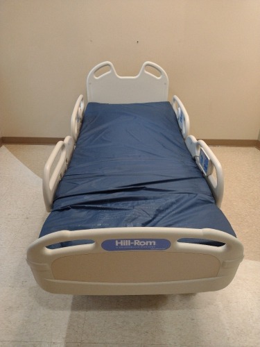 HILL-ROM VERSA CARE PATIENT BED WITH SCALE