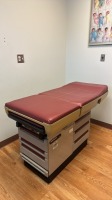 MIDMARK 404 EXAM TABLE, LOC: PHYS 2