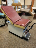 MIDMARK 404 EXAM TABLE