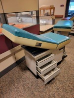 MIDMARK 404 EXAM TABLE