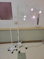 LOT OF 2 EXAM LIGTHS