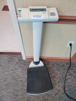 SECA DIGITAL PATIENT SCALE