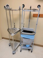 MEDLINE WASTE CARTS QTY 4