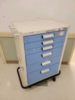 BLUE BELL BIO-MEDICAL CRASH CART BLUE 6 DRAWERS