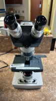 AMERICAN OPITICAL MIRCO STAR LAB MICROSCOPE 10X EYE PIECES WITH 4 OBJECTIVES