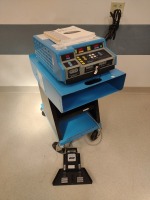 VALLEYLAB FORCE 2 ELECTROSURGICAL UNIT WITH FOOT PEDAL AND MANUAL ON CART