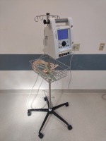ZIMMER ATS 3000, REF: 60-3000-101-00 AUTOMATIC TOURNIQUET SYSTEM ON CART