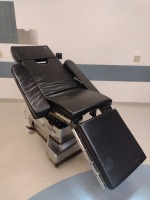 STERIS AMSCO 3085 SP SURGICAL TABLE WITH REMOTE