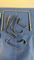 CHARNLEY RETRACTORS
