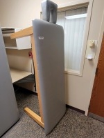 CLAYS OSTEOPATHC TABLE THERAPY TABLE
