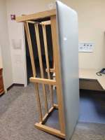 HAUSMANN 4086 THERAPY TABLE