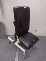 MUSCULAR STRENGTH TESTING CHAIR