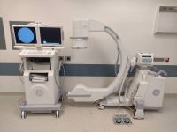GE OEC 9900 ELITE SUPER C-ARM SYSTEM WITH 9" II TO INCLUDE DUAL MONITOR WORKSTATION WITH HAND CONTROL AND FOOTSWITCH (SERIAL# ES-0295) (DOM: 04-2008)