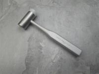 V. MUELLER MALLET