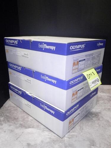 LOT OF OLYMPUS QUICK CLIP PRO HX-202UR SINGLE USE REPOSITIONABLE CLIP (EXP DATE RANGE: 5/2020) (QTY 3)