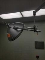 AMERICAN SURGICAL LUMINAIRE LT. HEAD SURGICAL LIGHT