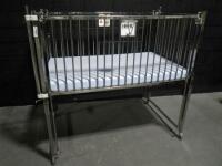 HARD INFANT CRIB