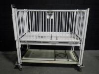 HARD INFANT CRIB