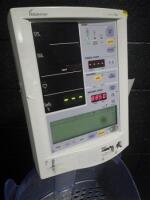 DATASCOPE ACCUATOR PLUS PATIENT MONITOR ON ROLLING STAND