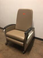 WINCO PATIENT RECLINER