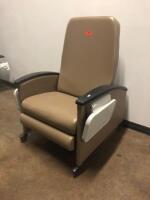 WINCO PATIENT RECLINER