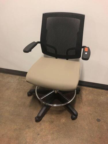 SITONIT MESH BACK OFFICE CHAIR W/ ARM REST