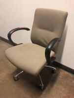 LEATHERETTE ROLLING OFFICE CHAIR