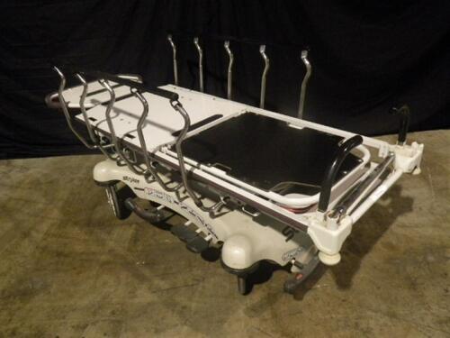 STRYKER 1061 GYNNIE STRETCHER