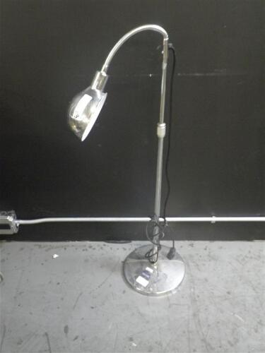 EXAM LIGHT ON STAND