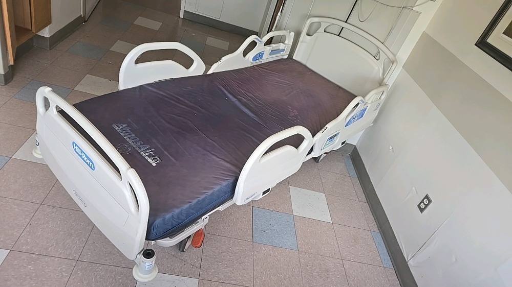 HILL-ROM ADVANTA 2 HOSPITAL BED, PL LOCATED AT: 175 E CHESTER PIKE ...
