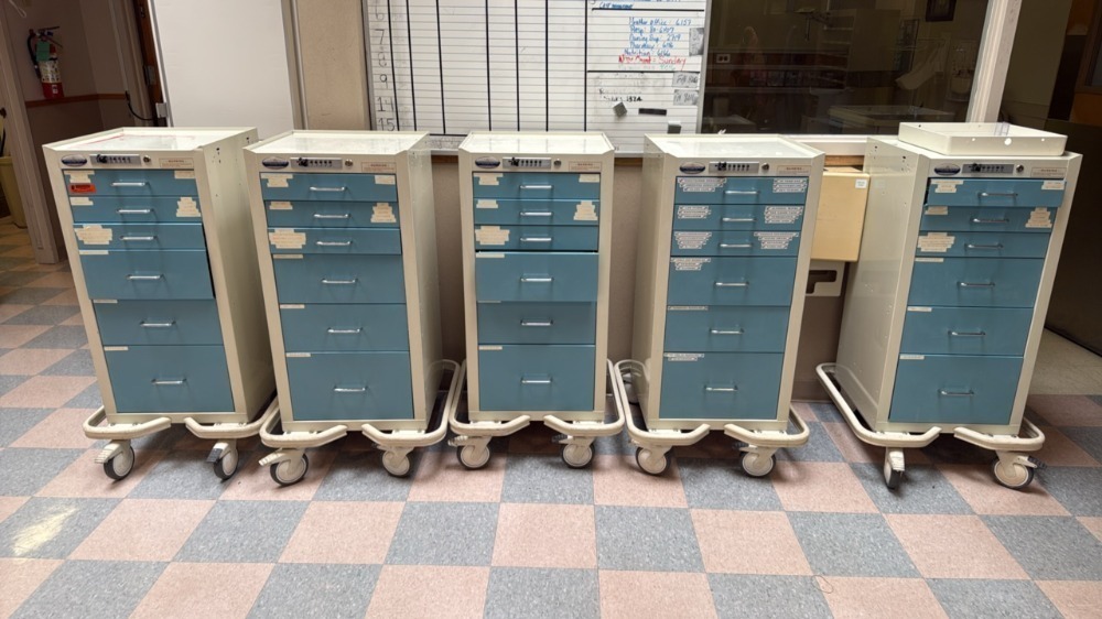 ARMSTRONG MEDICAL SUPPLY CART, 6 DRAWER, LOCKING, COMBO, TB, QTY. (5