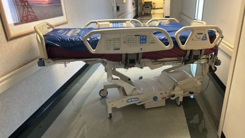 HILL-ROM TOTALCARE HOSPITAL BED