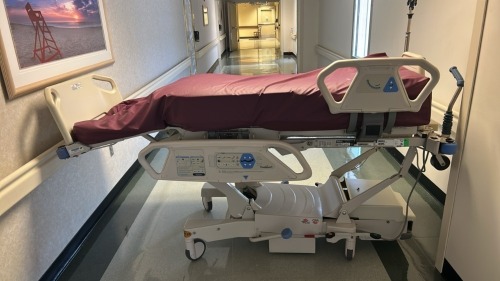 HILL-ROM TOTALCARE HOSPITAL BED