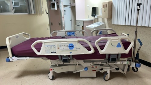 HILL-ROM TOTALCARE HOSPITAL BED