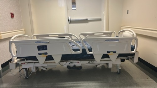 STRYKER FL28C HOSPITAL BED
