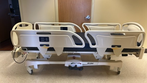 STRYKER FL28C HOSPITAL BED