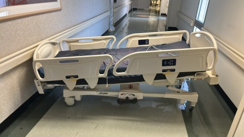 STRYKER FL28EX1 HOSPITAL BED