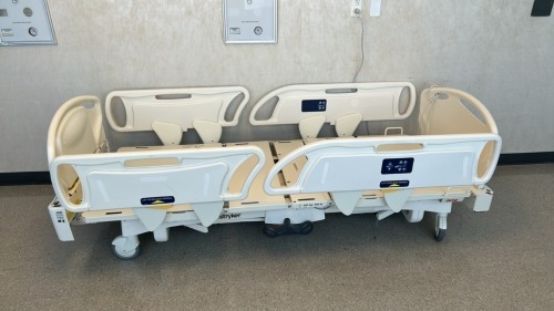 STRYKER FL28EX1 HOSPITAL BED