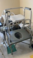 LOT OF COMMODES X9