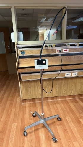 WELCH ALLYN 48300 EXAM LIGHT