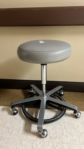 EXAM STOOL