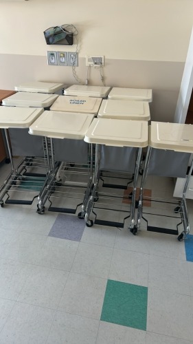 LOT OF LINEN CARTS X10
