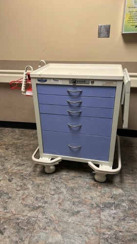 ARMSTRONG MEDICAL CRASH CART
