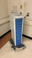 MEDICAL SOLUTIONS RUBBERMAID MED CART