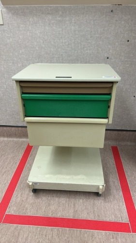 CRASH CART
