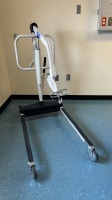 INVACARE RELIANT 450 PATIENT LIFT