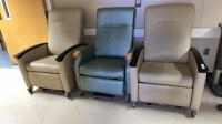 LOT OF RECLINERS X4