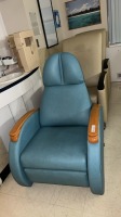 LOT OF RECLINERS X3