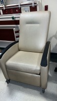 RECLINER