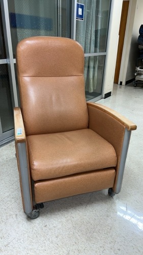 RECLINER
